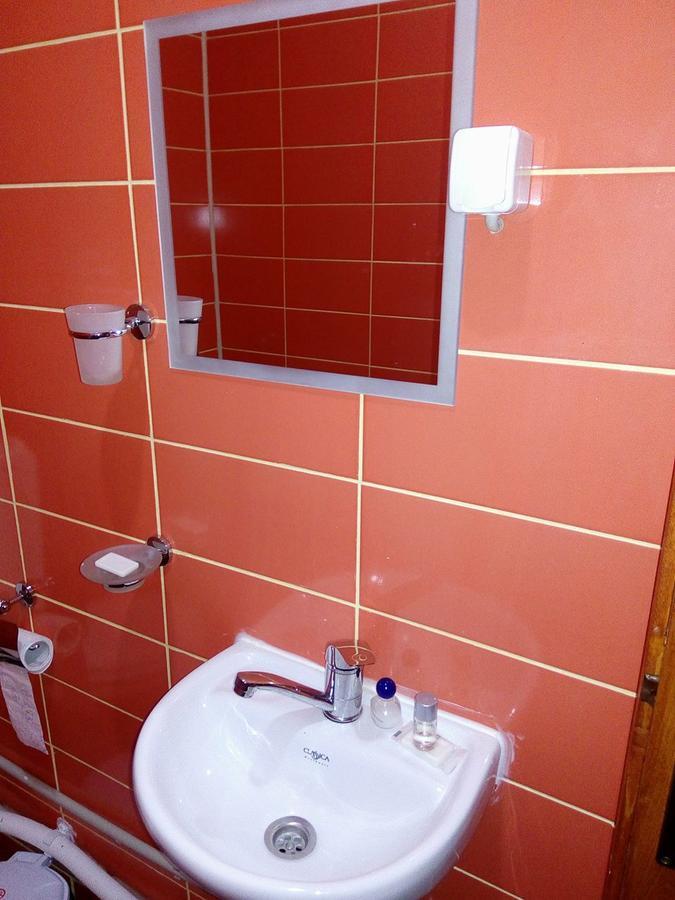 Kafana "Kaj Zoki" Bed & Breakfast Probistip Ngoại thất bức ảnh